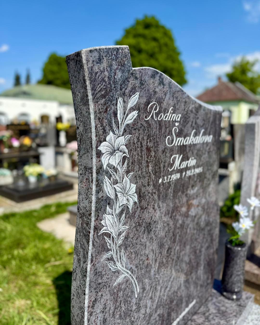 Kamenný pomník – STONIA kamenictví