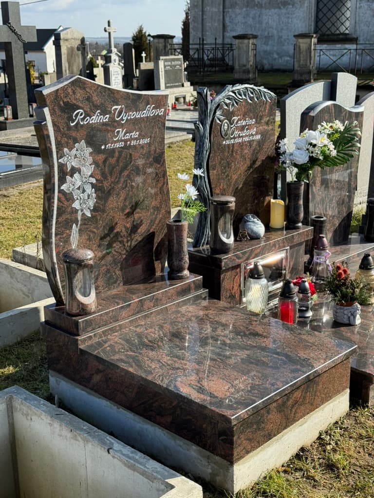 Kamenný pomník – STONIA kamenictví