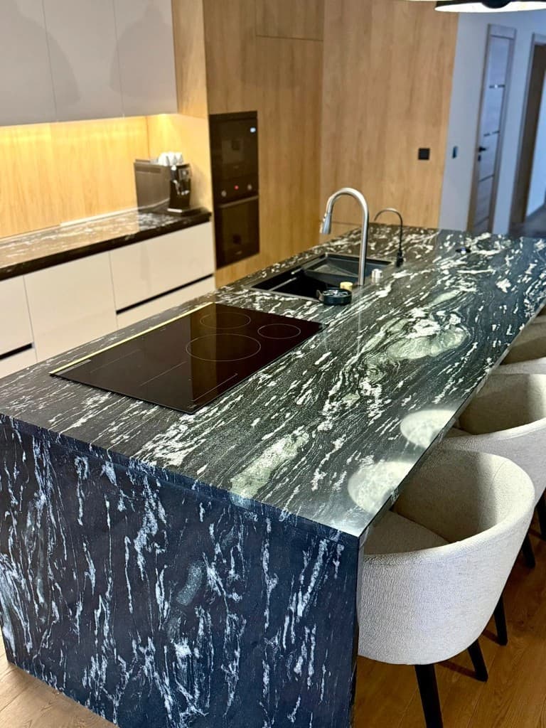 Kuchyňská deska detail