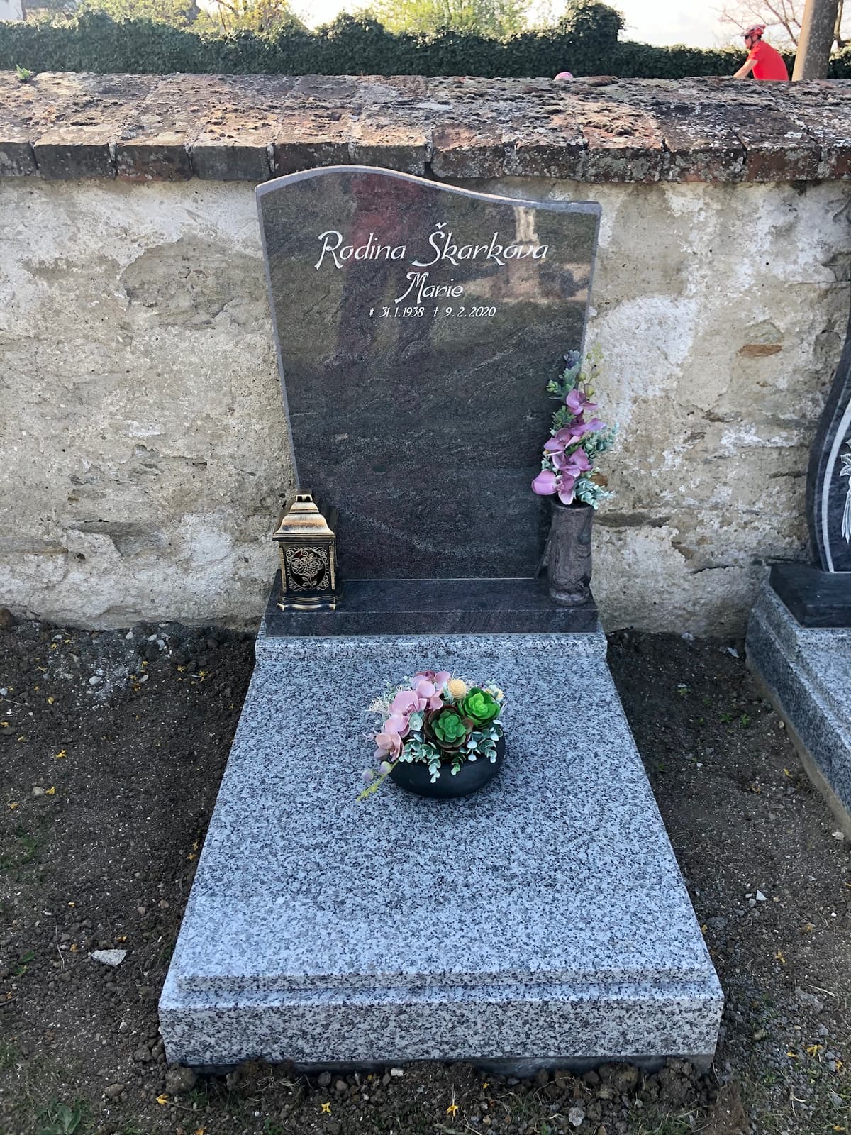 Kamenný pomník na míru – STONIA kamenictví