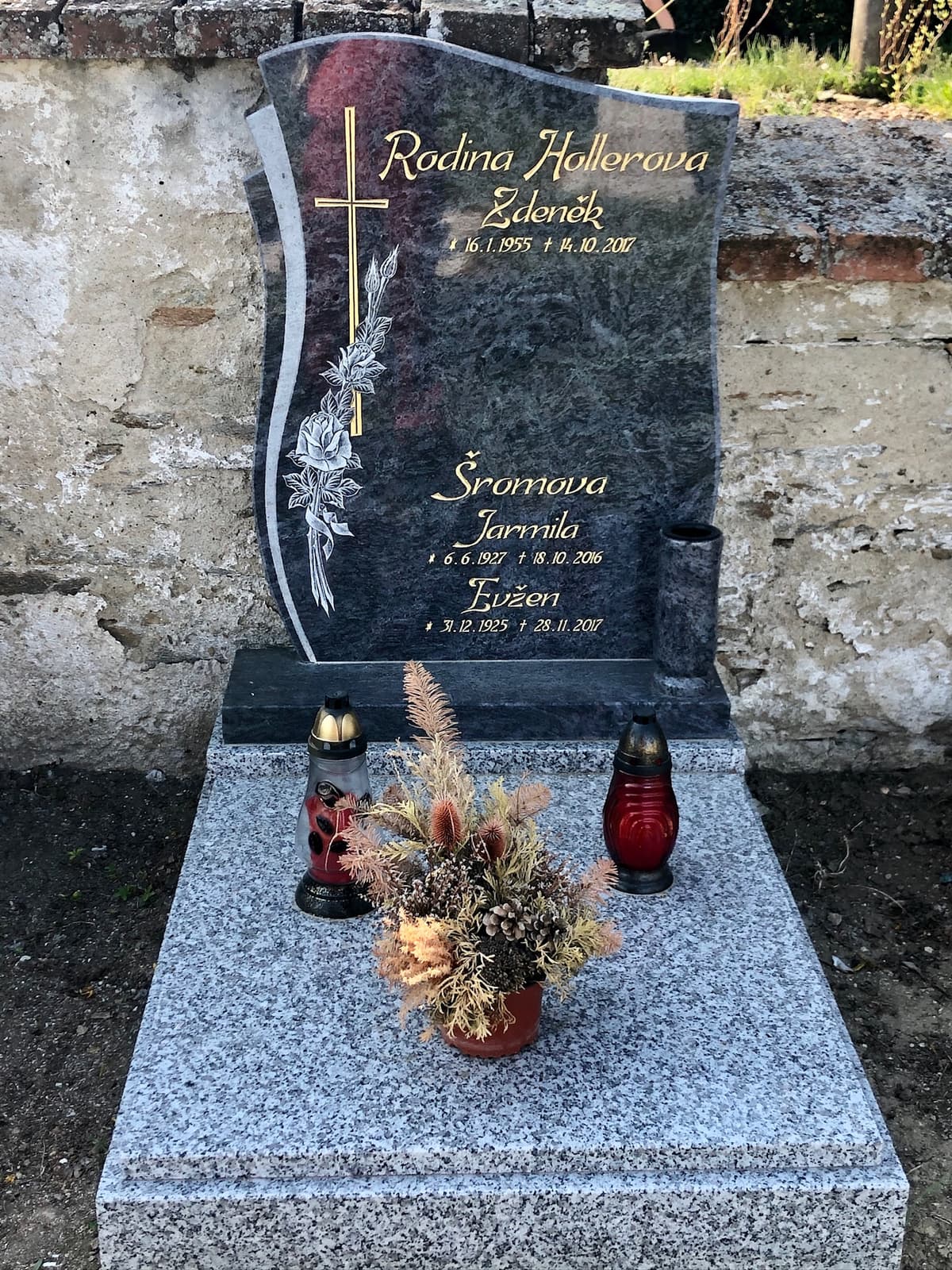 Kamenný pomník na míru – STONIA kamenictví
